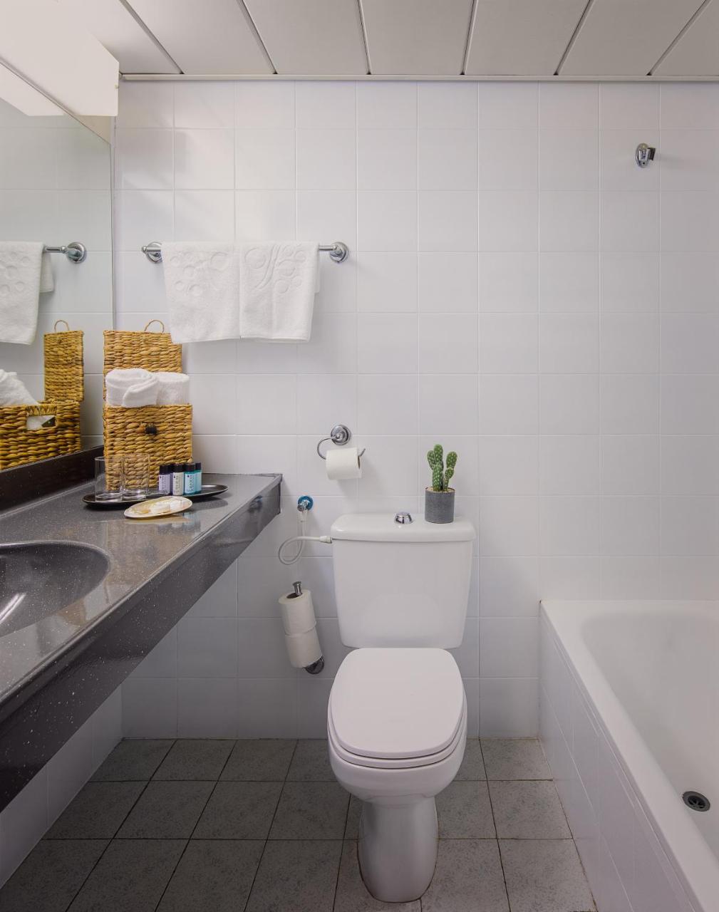 Market Hotel Haifa Luaran gambar